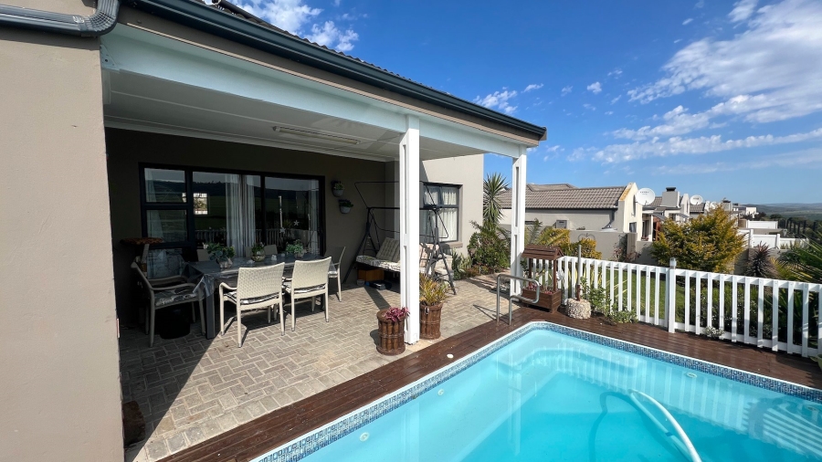 2 Bedroom Property for Sale in Reebok Western Cape